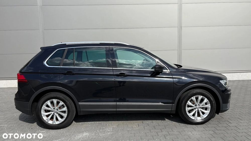 Oryginalne koła zimowe FELGI 17 VW Tiguan II Tayron Kodiaq Q3 Tarraco Pirelli 215/65R17 2021r. 7,5mm jak NOWE - 3