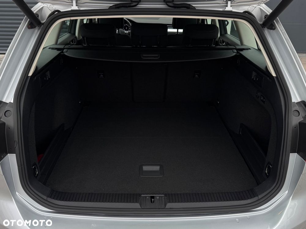 Volkswagen Passat Variant 1.5 TSI OPF DSG Comfortline - 36