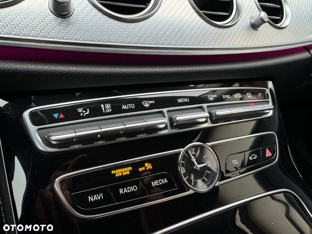 Mercedes-Benz Klasa E 220 d 4Matic All-Terrain 9G-TRONIC Avantgarde - 23