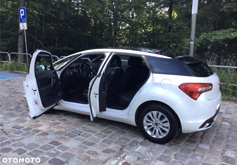 DS Automobiles DS 5 - 17