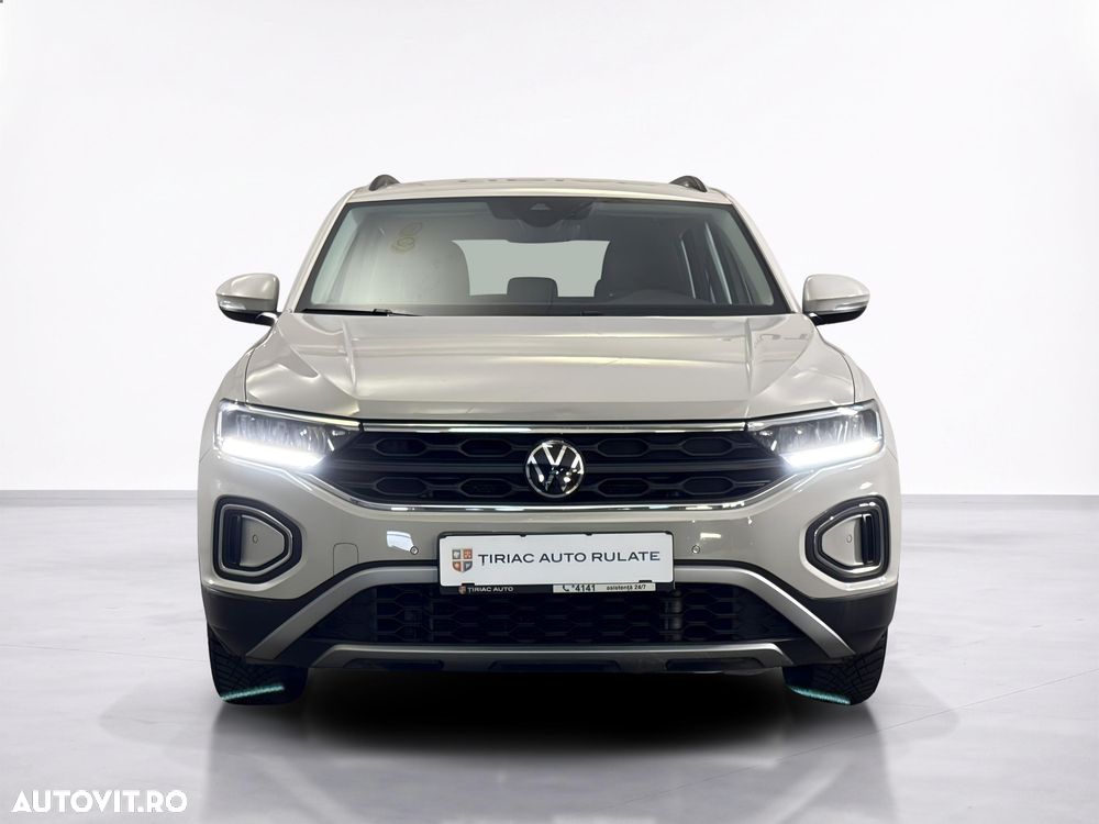 Volkswagen T-Roc - 9