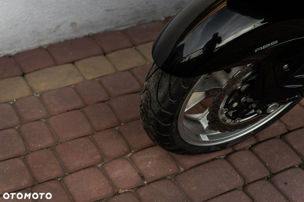 Kawasaki ZZR - 7