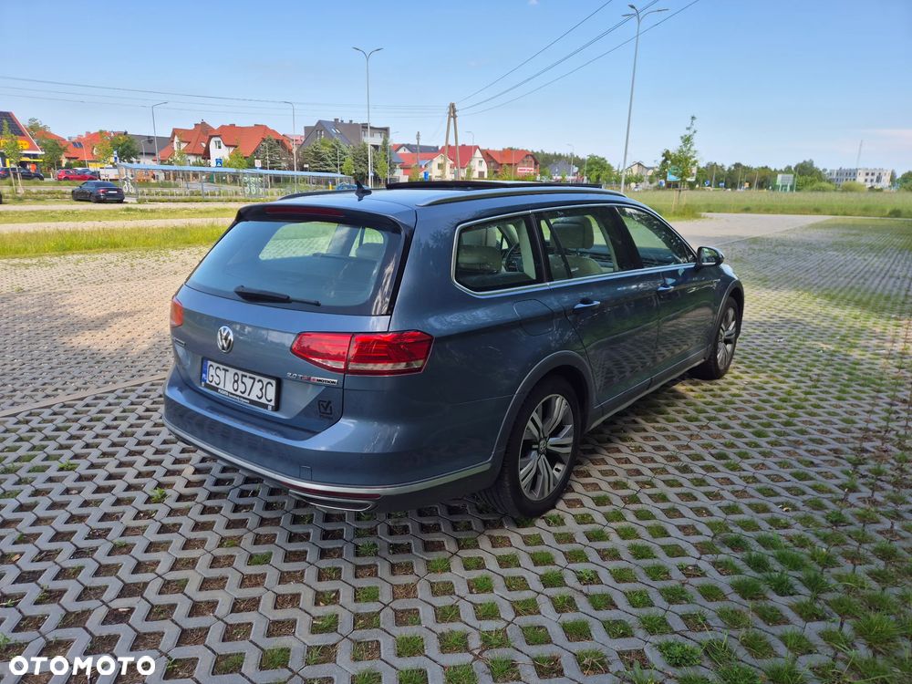 Volkswagen Passat Alltrack 2.0 TSI BMT 4Mot DSG - 4