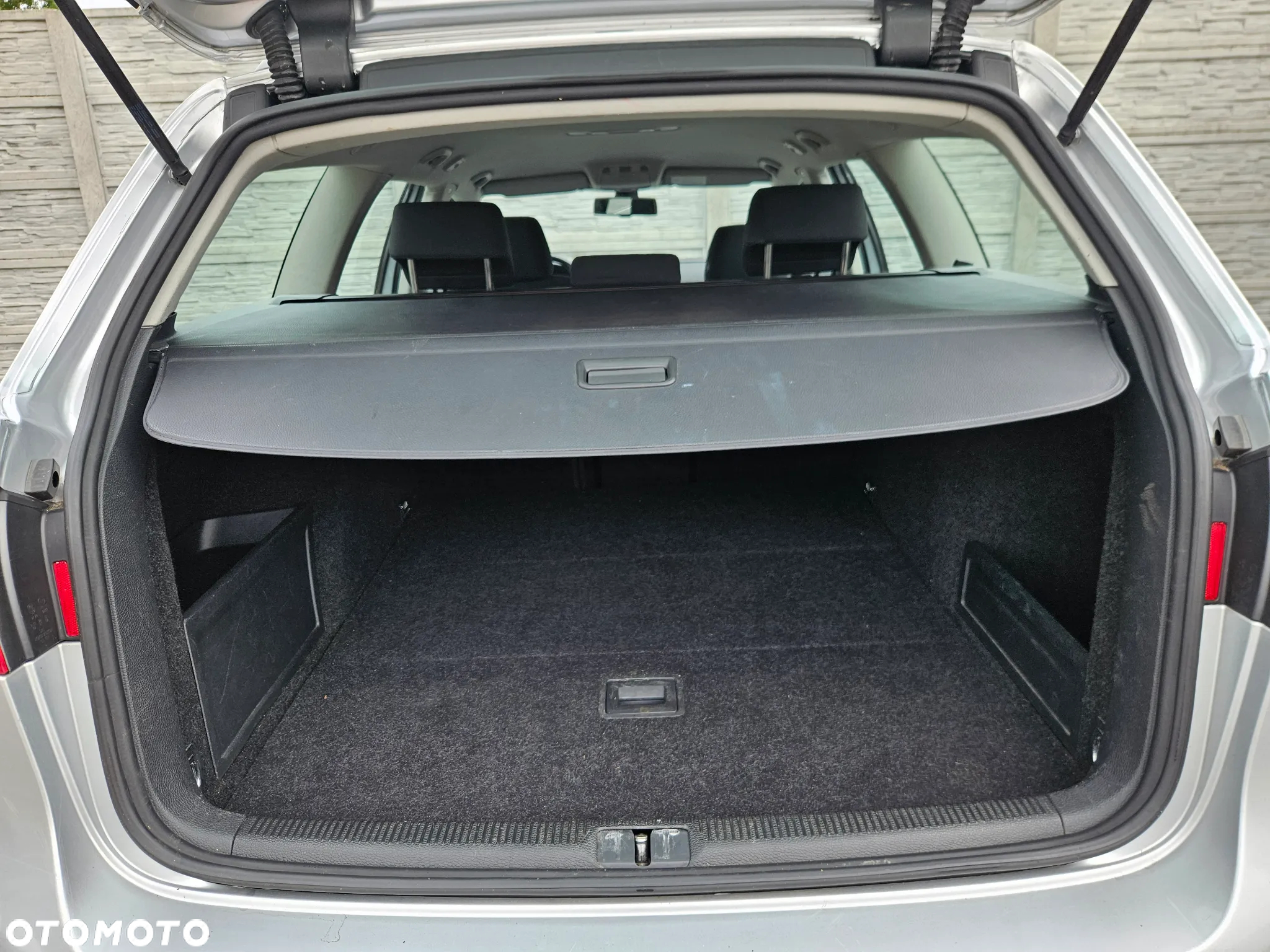 Volkswagen Passat Variant 2.0 TDI DPF DSG Comfortline - 28