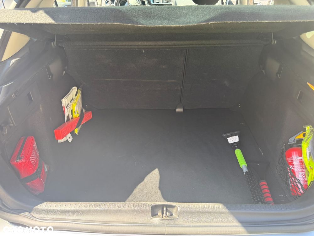 Citroën C4 1.6 HDi Selection - 6
