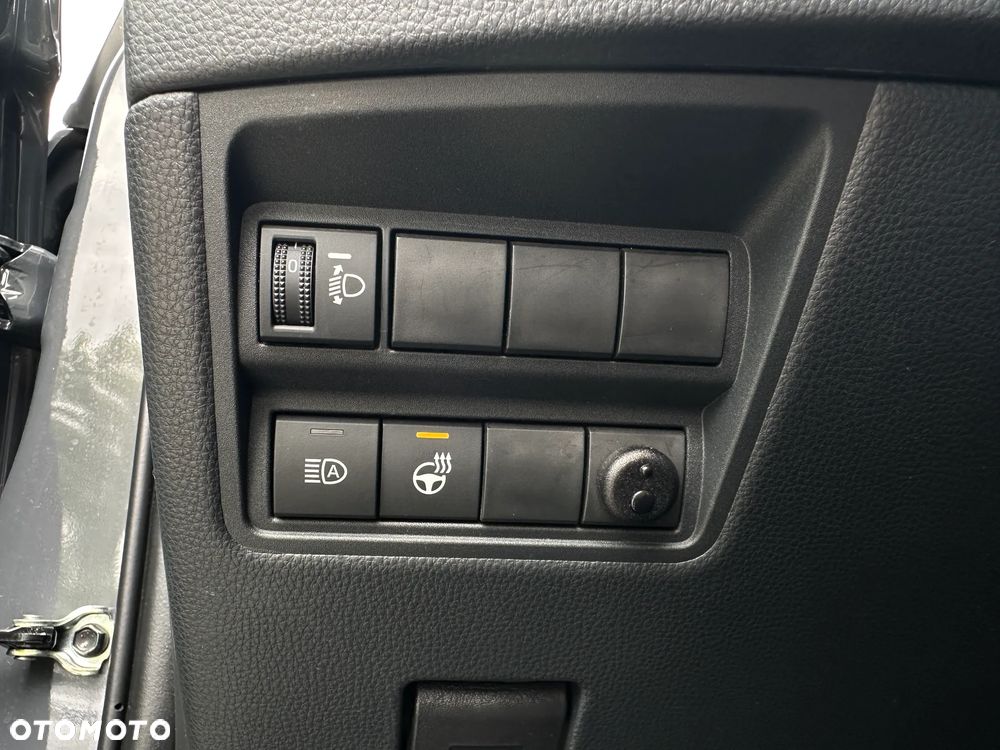 Toyota Yaris Hybrid 1.5 GR Sport - 32