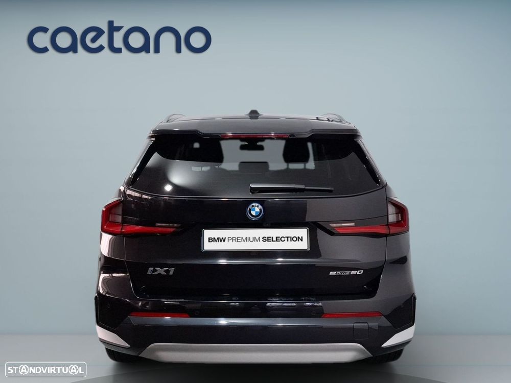 BMW iX1 eDrive20 - 7