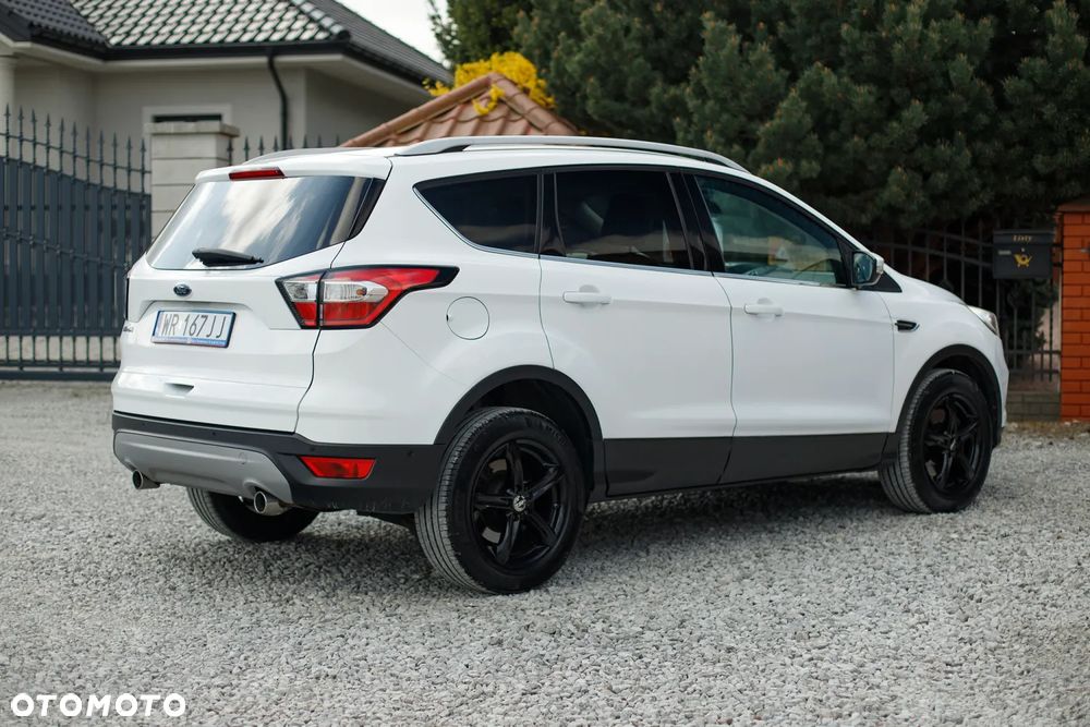 Ford Kuga 2.0 TDCi 2x4 Titanium - 3