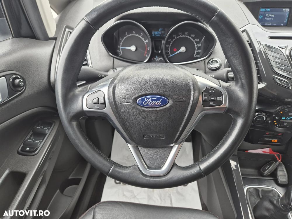 Ford EcoSport 1.0 EcoBoost Titanium - 14