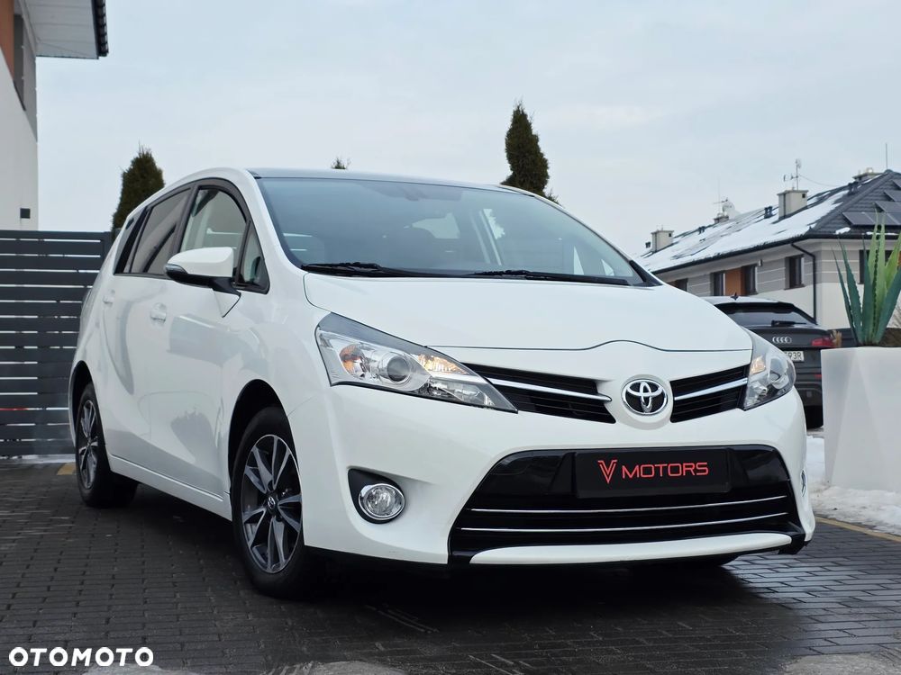 Toyota Verso 1.6 D-4D Premium - 21