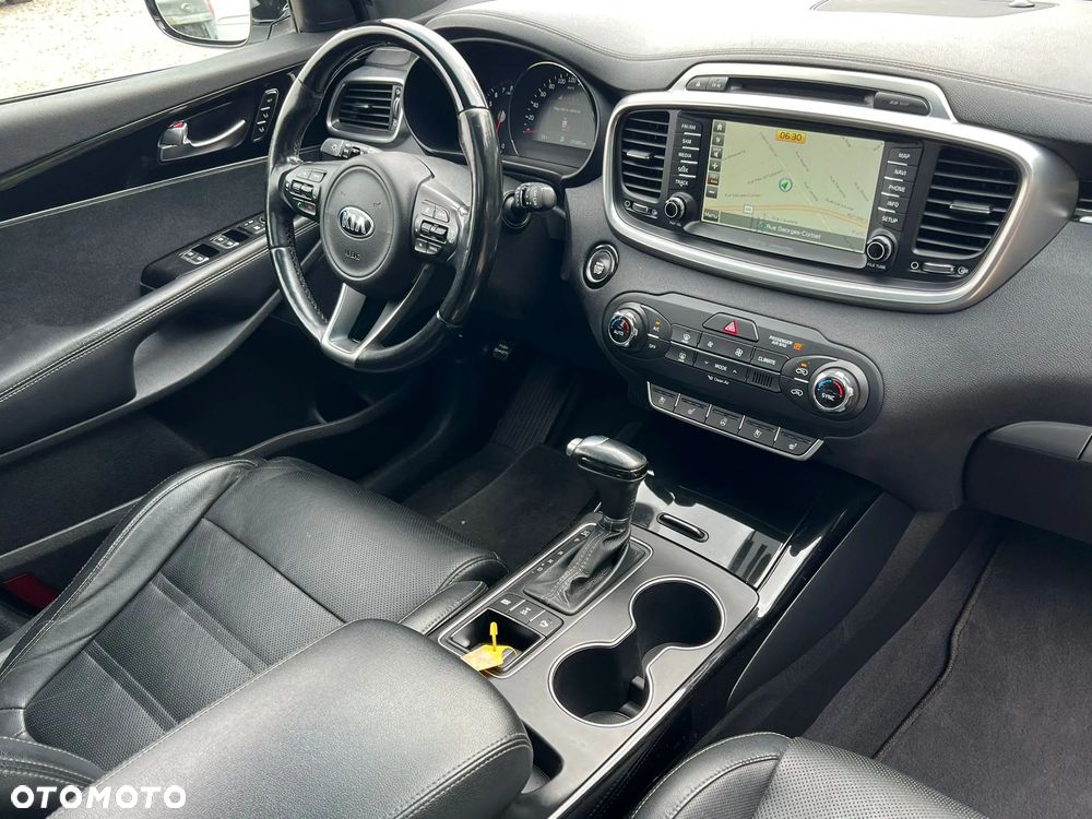 Kia Sorento - 14