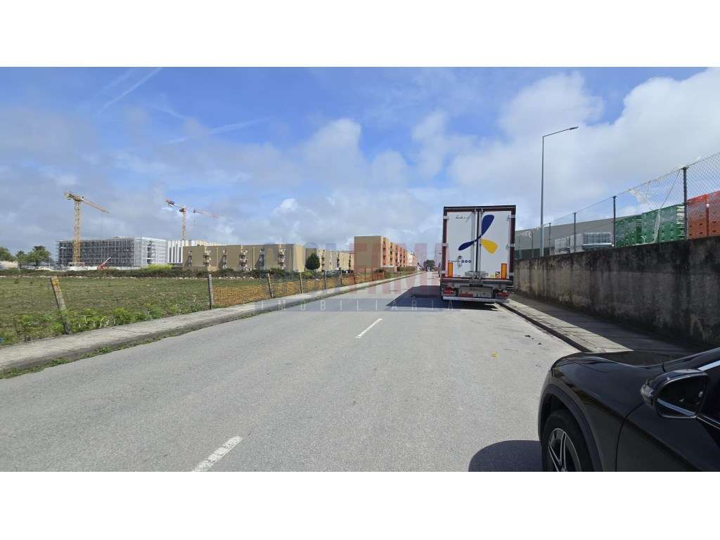 Terreno para Construção em Altura - 8.000 m² na Póvoa de Varzim - Grande imagem: 2/7