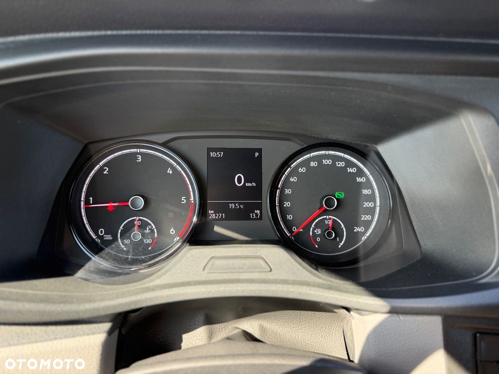 Volkswagen Transporter - 16