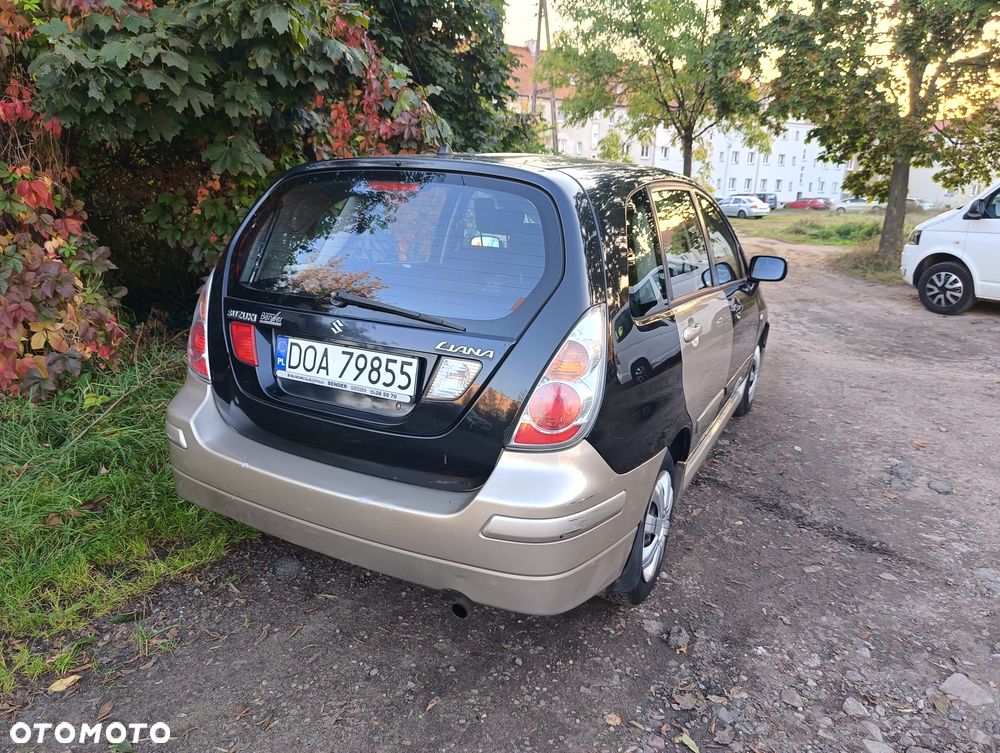 Suzuki Liana - 5