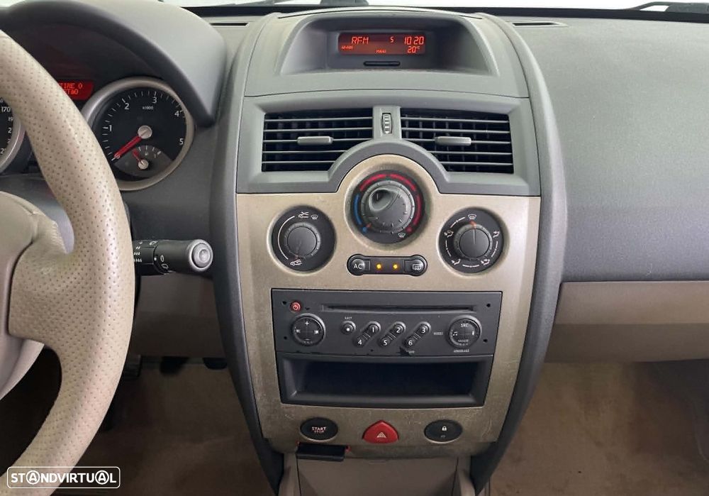Renault Mégane Break 1.5 dCi Dynamique - 11