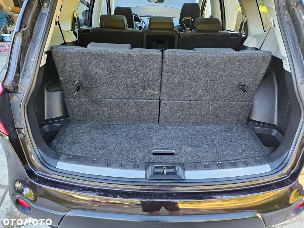 Nissan Qashqai+2 2.0 dCi 4x4 Tekna - 26