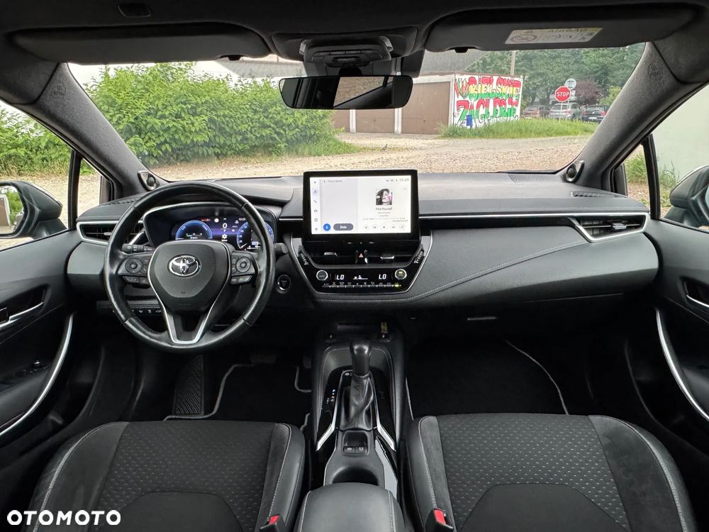 Toyota Corolla - 18