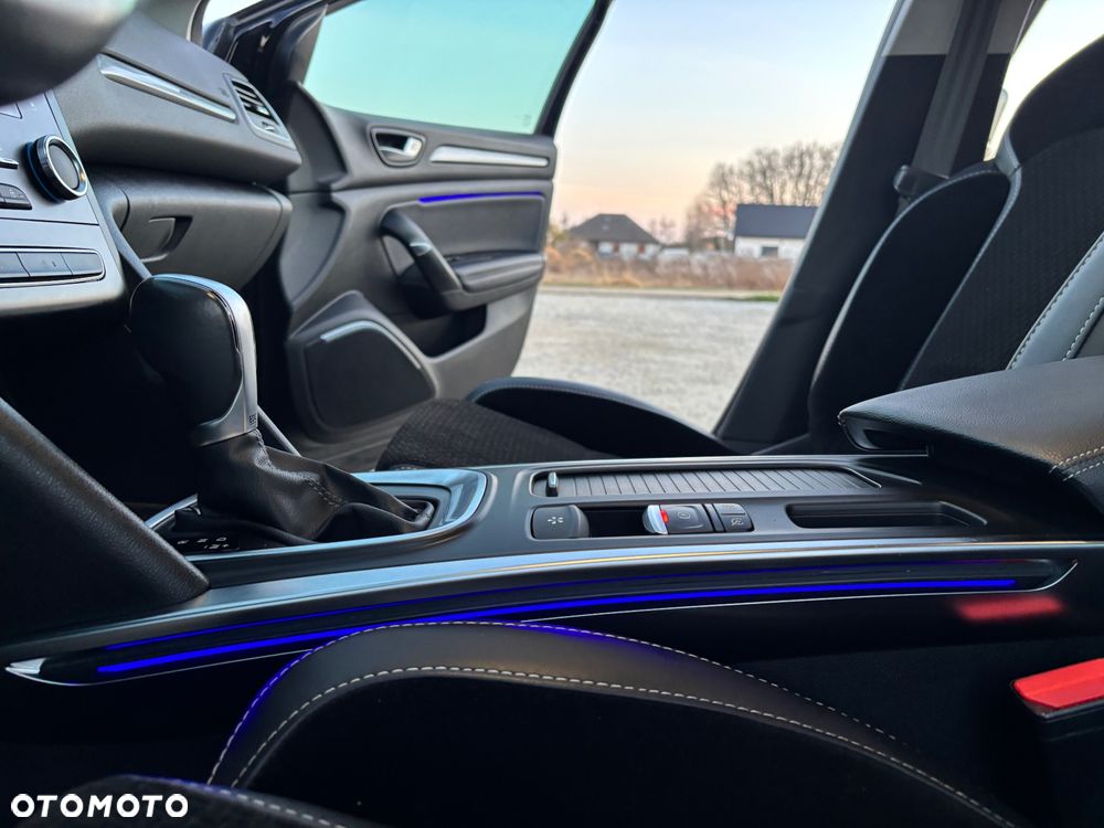 Renault Megane 1.5 dCi Intens EDC - 21