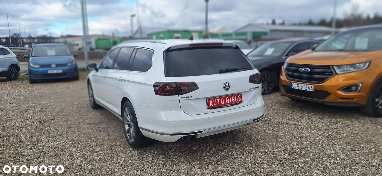 Volkswagen Passat - 8