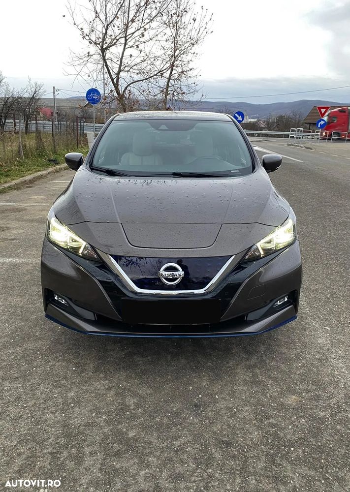 Nissan LEAF Tekna - 1