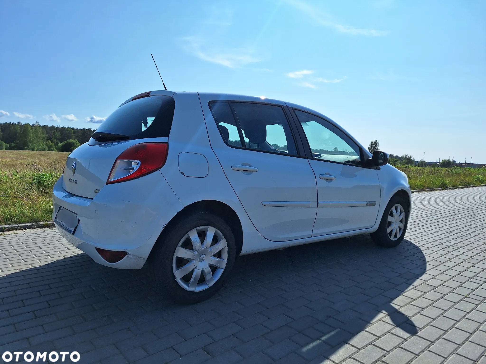 Renault Clio 1.5 dCi Expression - 4