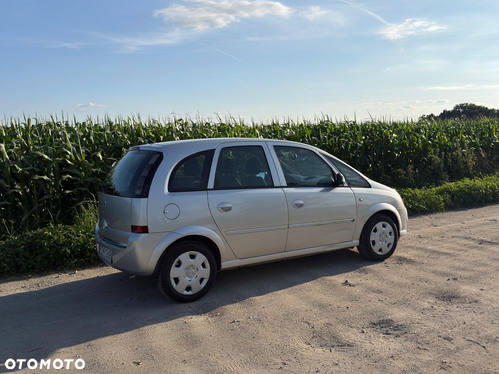 Opel Meriva 1.4 - 9