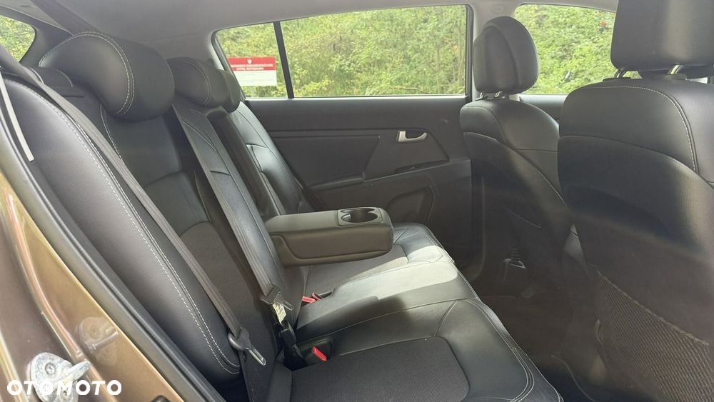 Kia Sportage 1.6 GDI L 2WD - 12
