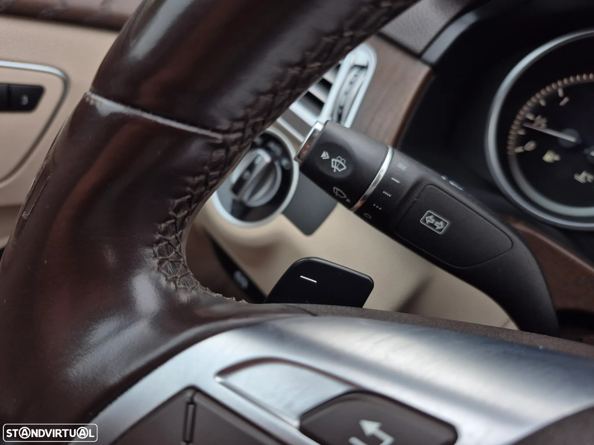 Mercedes-Benz E 350 Elegance BE - 32