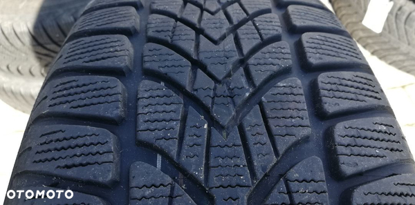 225/65/17 dunlop sp winter sport 4d