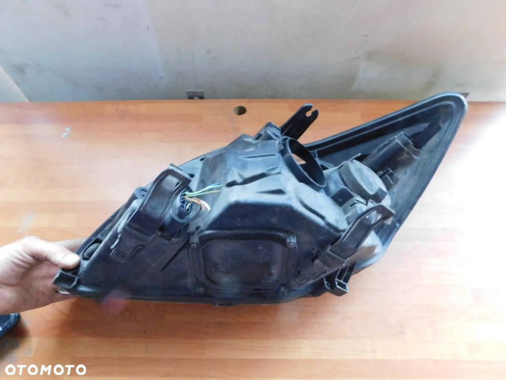 lampa prawa przód FORD FOCUS II LIFT FL  EUROPA - 6