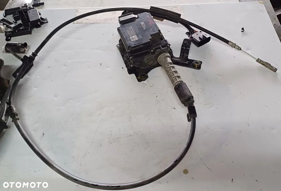 CHEVROLET CORVETTE C7 17r MECHANIZM HAMULCA RĘCZNEGO 84073243 - 1