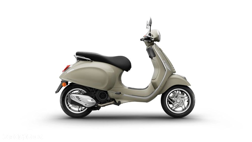 Vespa Primavera - 17
