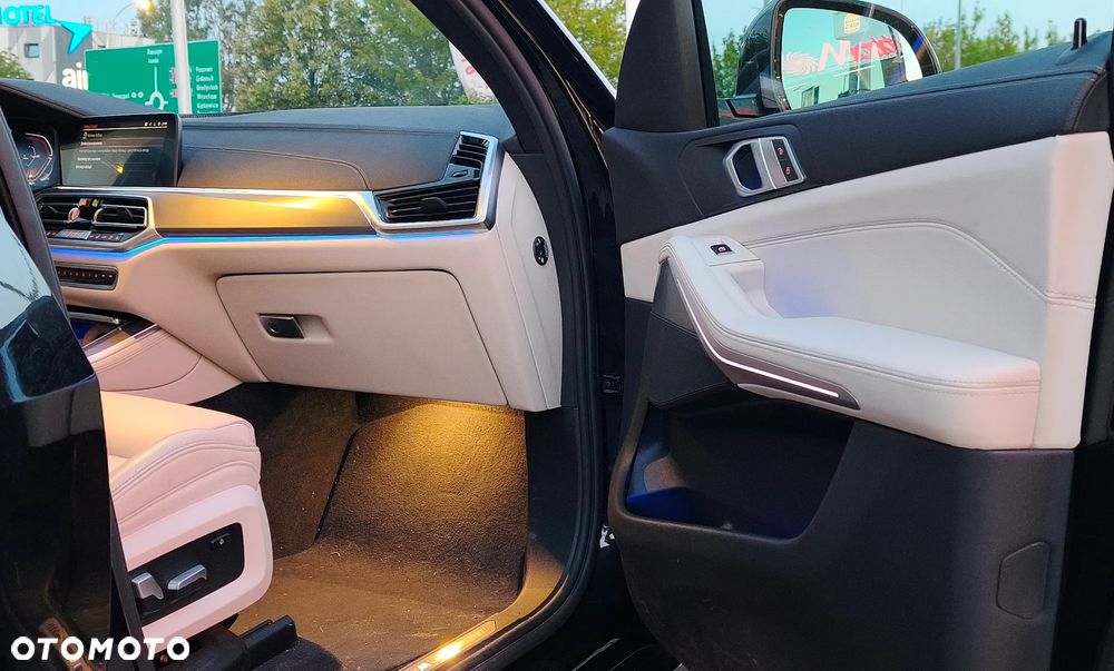 BMW X5 xDrive25d - 11