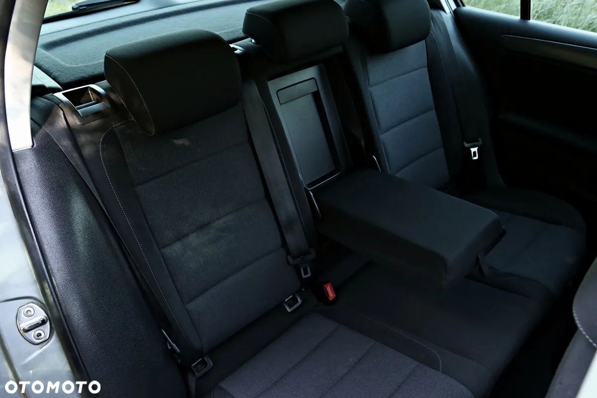 Volkswagen Golf 1.4 TSI Style - 32