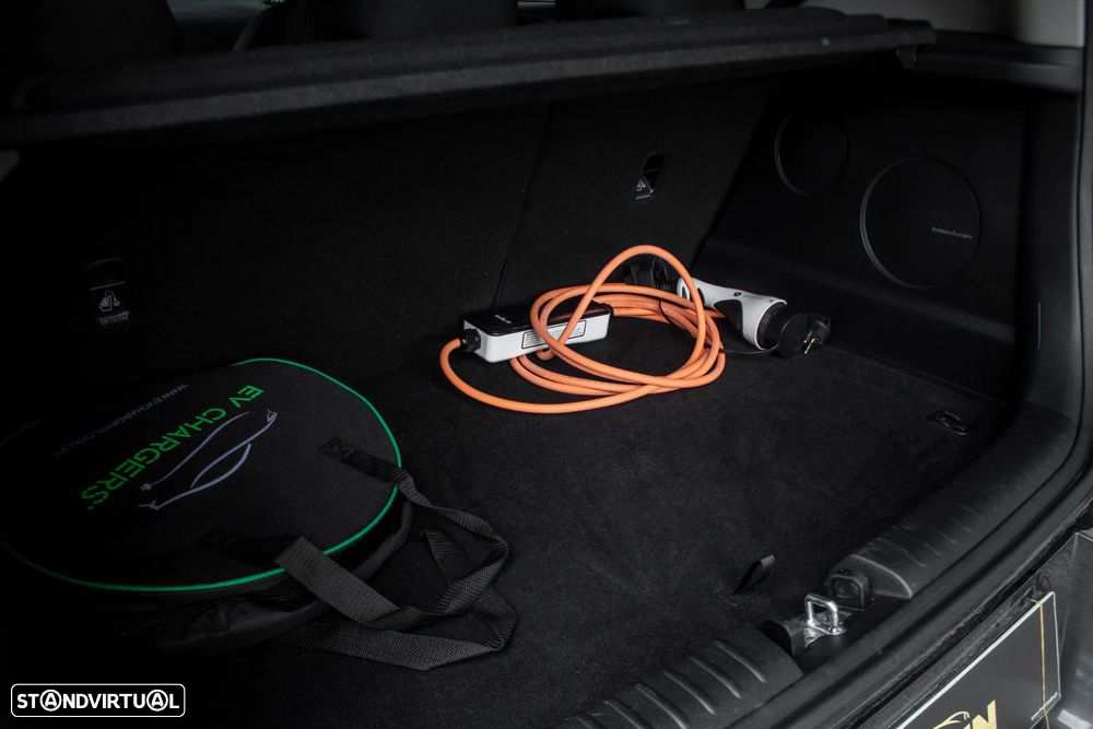 Kia e-Soul Vision - 35