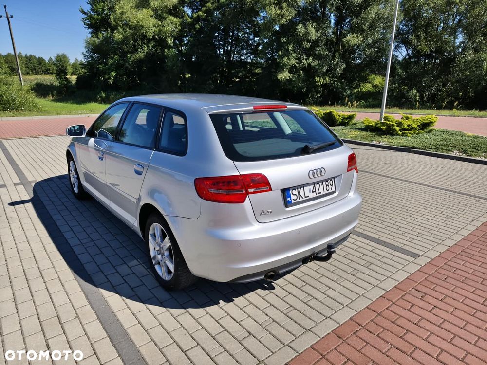 Audi A3 Sportback 1.6 Ambiente - 6