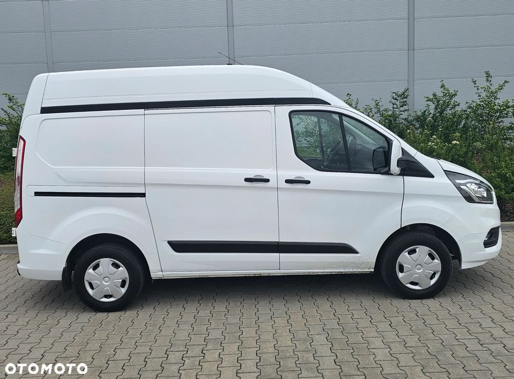 Ford TRANSIT CUSTOM - 4