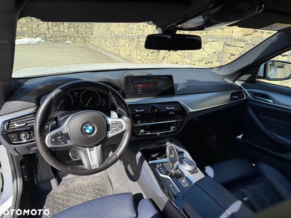 BMW Seria 5 530i GPF M Sport sport - 11