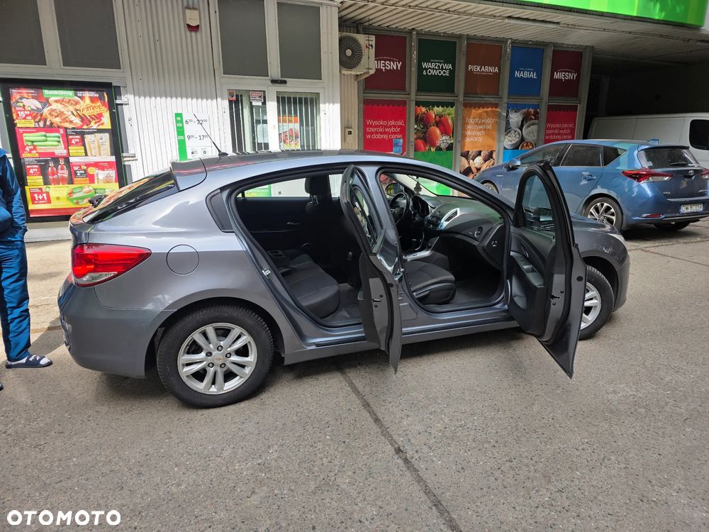 Chevrolet Cruze - 5
