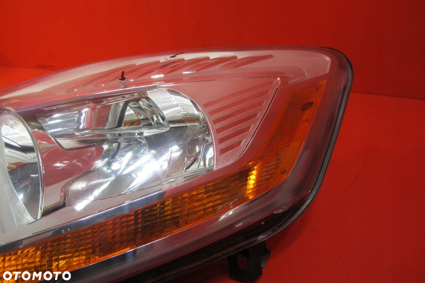 FORD KUGA MK1 LAMPA PRZÓD LEWA REFLEKTOR EUROPA - 3