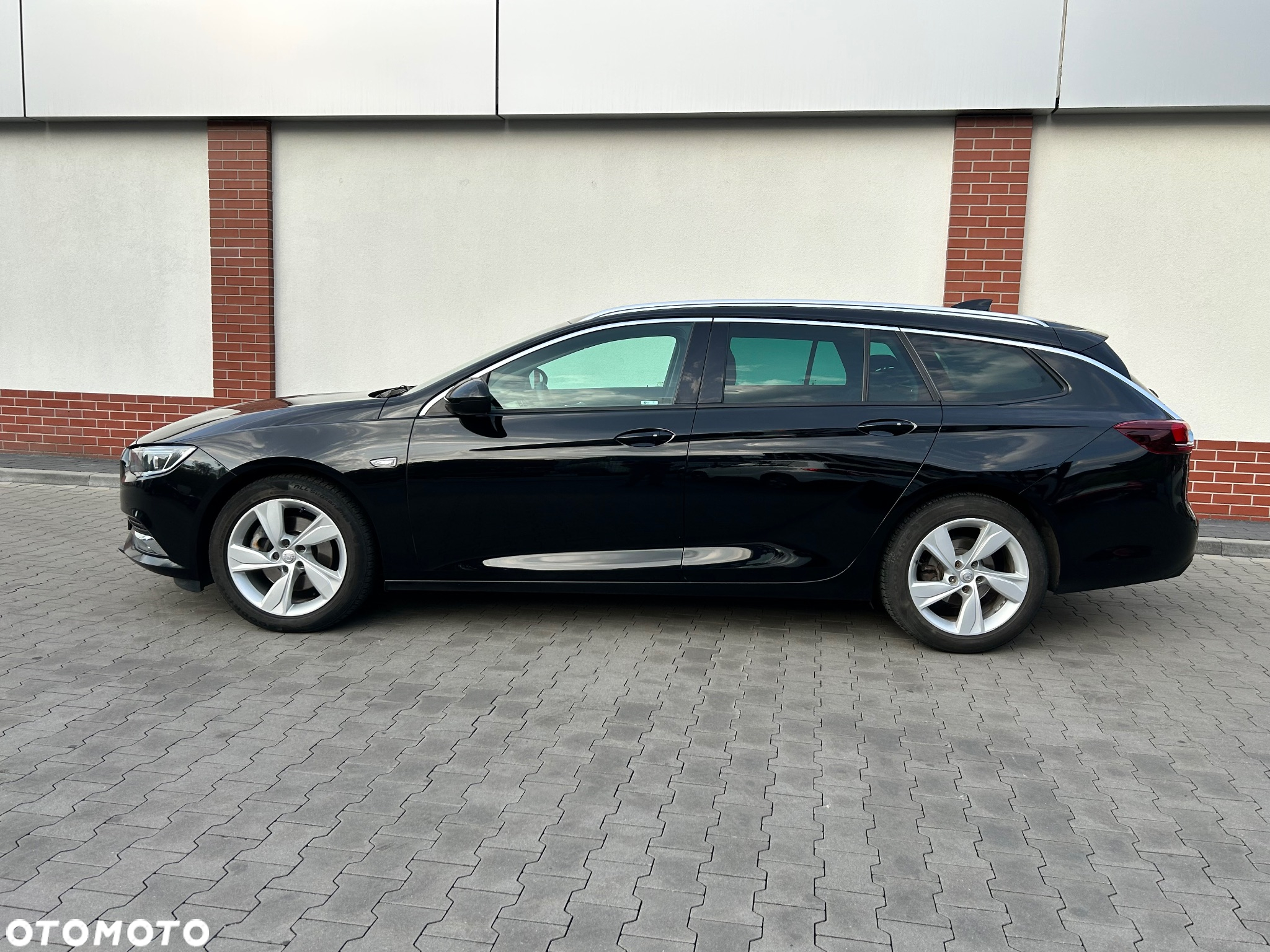 Opel Insignia 2.0 CDTI automatik Business Innovation - 2