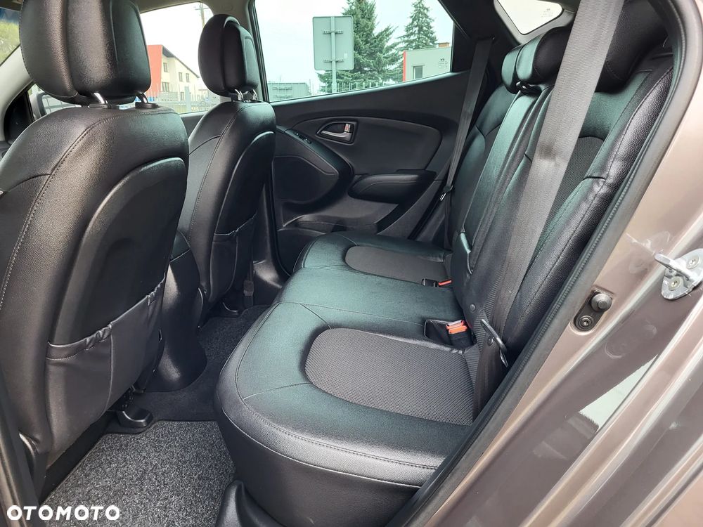 Hyundai ix35 blue 1.6 2WD Finale Gold - 22