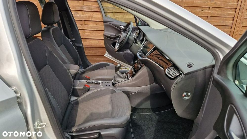 Opel Astra - 14