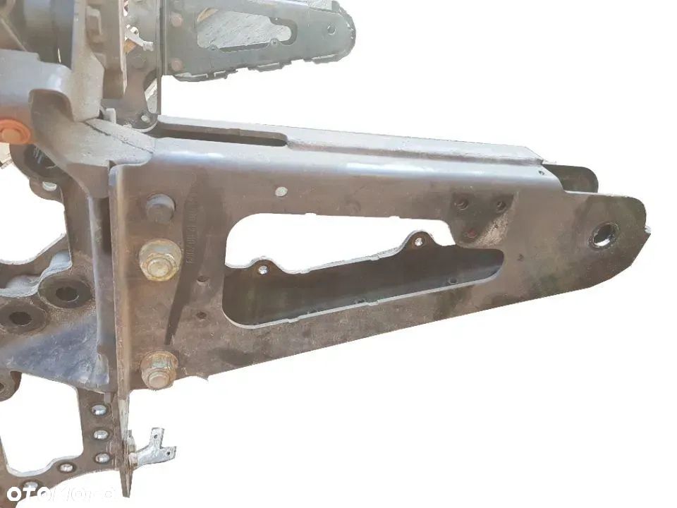 MOCOWANIE WYWROTU KABINY MERCEDES ACTROS MP4 PRAWE / LEWE - 7