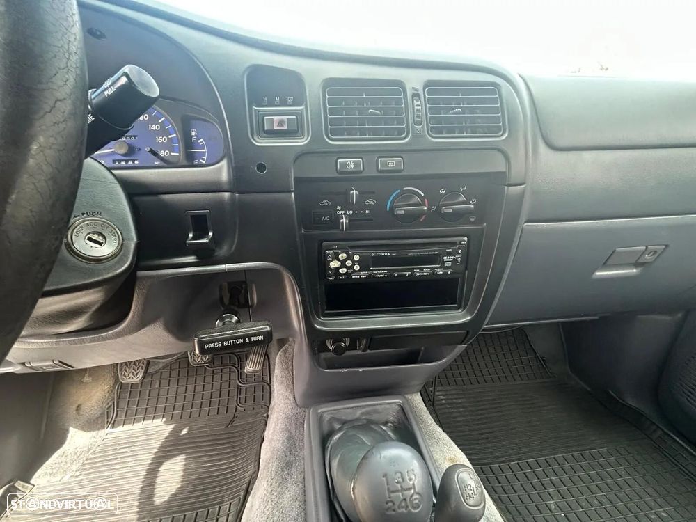 Toyota Hilux 2.5 D4-D Tracker - 16