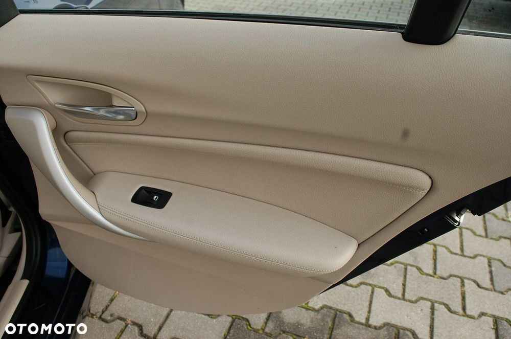 BMW Seria 1 - 30