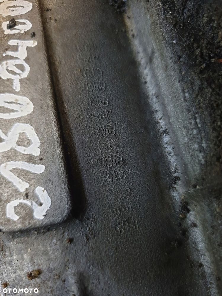 SKRZYNIA BIEGÓW FIAT GRANDE PUNTO 1.3 JTD 0400945 - 4