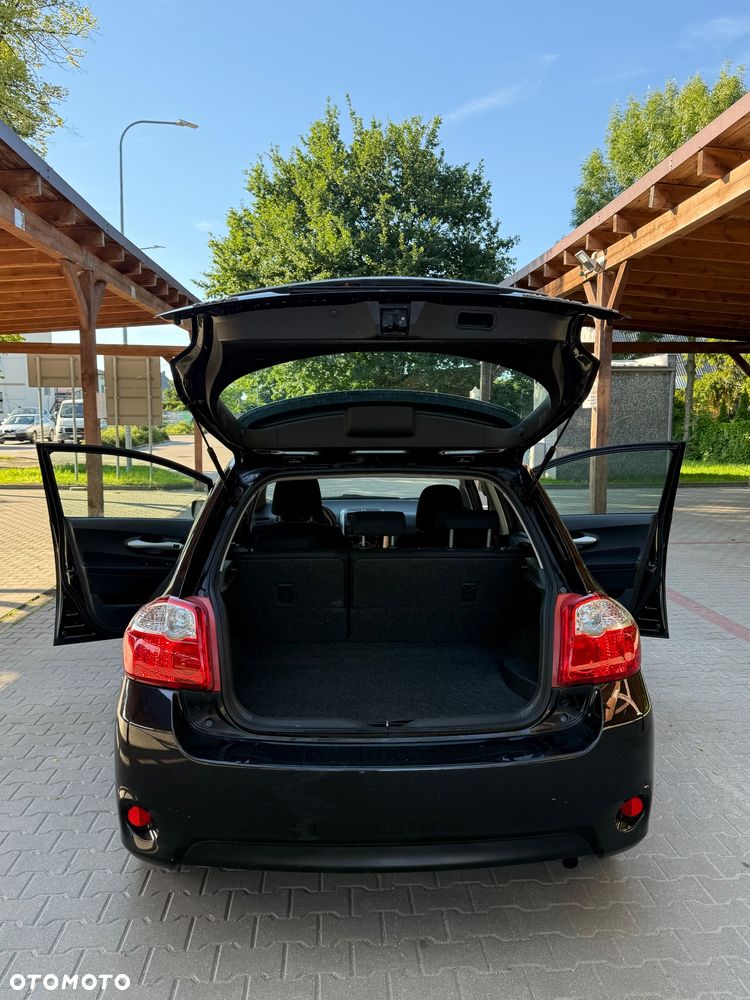 Toyota Auris - 19