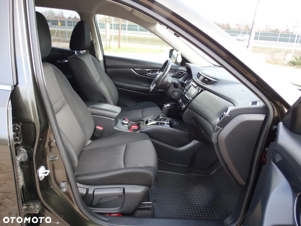 Nissan X-Trail 2.0 dCi N-Connecta 4WD Xtronic - 22