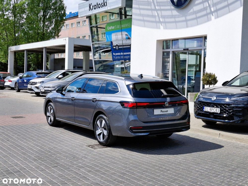 Volkswagen Passat - 7